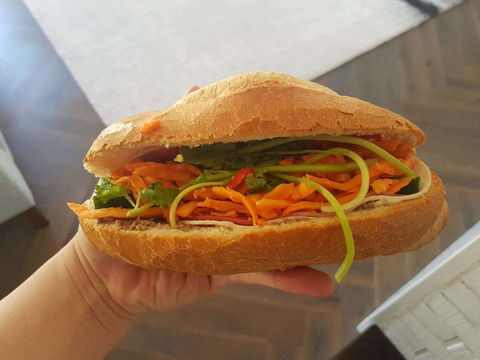 Binh Duong Spring Hot Bread - Queensland Tourism 0