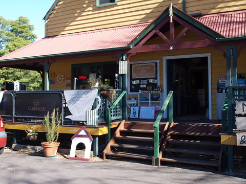 Leanne's Cafe - Queensland Tourism 0