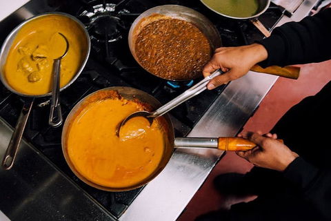 Oye Bombay Indian Restaurant - Queensland Tourism 0