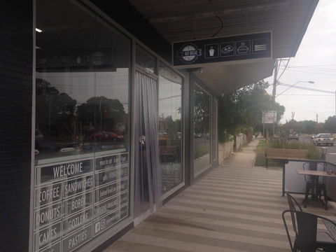 Pascoe Vale Hot Bread Kitchen - Queensland Tourism 0