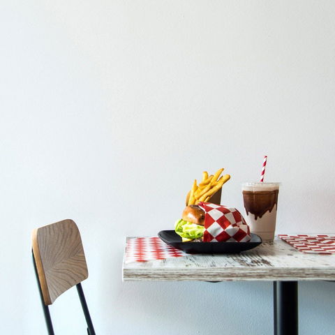 Sideshow Burgers - Queensland Tourism 0