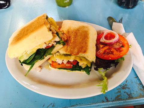 Goulburn Valley Charcoal Chicken - Queensland Tourism 0