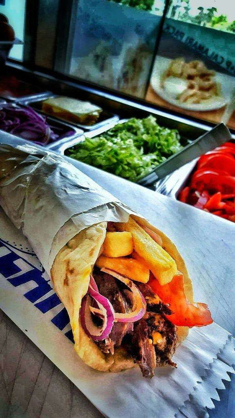 Gully Fish & Grill - Queensland Tourism 0