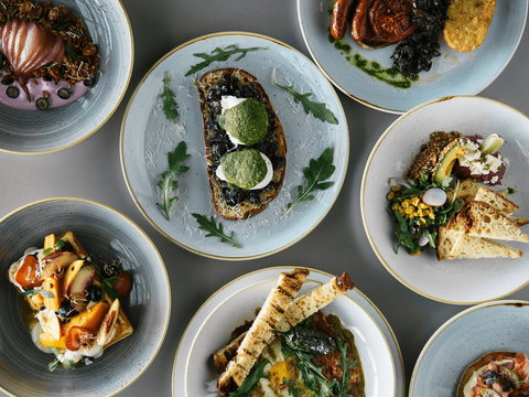 No.10 Restaurant + Bar - Queensland Tourism 1