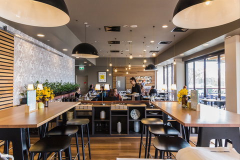 No.10 Restaurant + Bar - Queensland Tourism 2