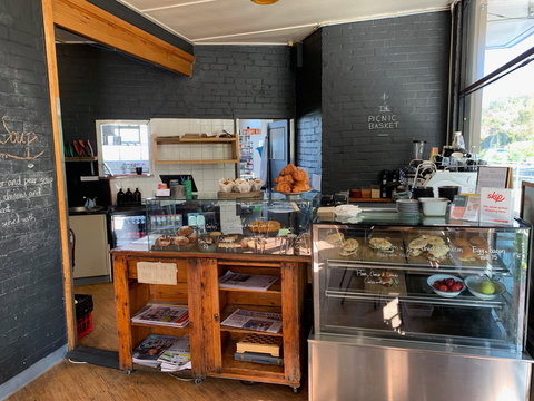 The Picnic Basket - QLD Tourism 0