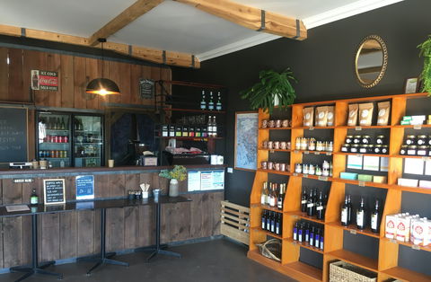 Wilsons Prom Cafe Pizza - Queensland Tourism 0