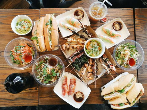 Street Food Cafe - QLD Tourism 0