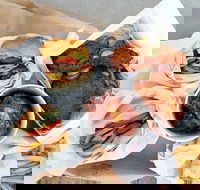 Superior Burger - Queensland Tourism