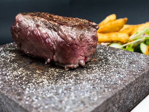 Bentley's Hotel Motel - QLD Tourism 0