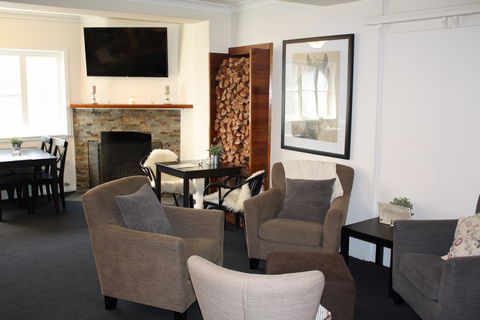 Criterion Bistro Crookwell - Queensland Tourism 0