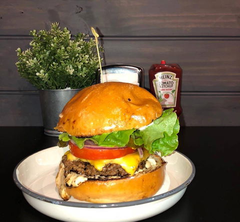 Market Burger - Queensland Tourism 0