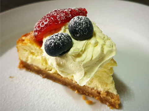 The Hunter Artisan Gallery And Cafe - Queensland Tourism 1