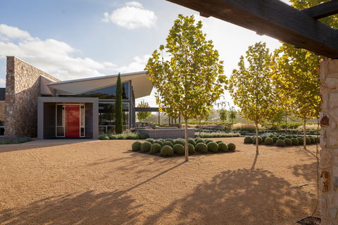 Barossa Valley Estate Cellar Door & Gardens - QLD Tourism 1
