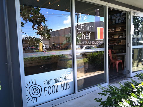 Port Macquarie Food Hub - QLD Tourism 0