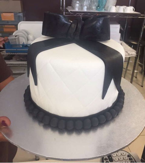 RE Artisian Patisserie - Queensland Tourism 0