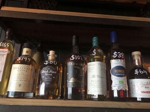 Robbie Brown's - Queensland Tourism 0