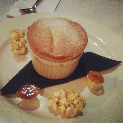 Spinnaker Bar & Restaurant - QLD Tourism 0