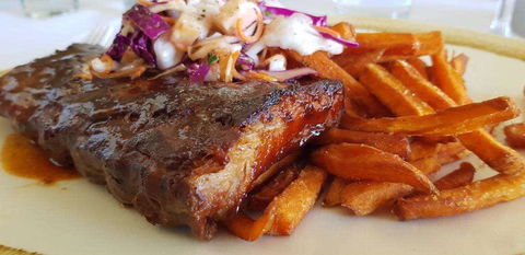 Anchorage Restaurant - QLD Tourism 0