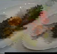 Basil's Seafood - Queensland Tourism