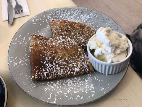Little Paris Cafe - Queensland Tourism 0