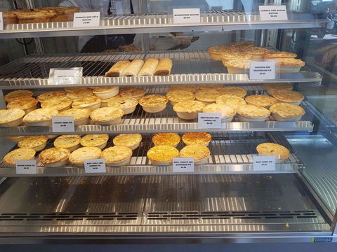Bobs Bakery - Queensland Tourism 0