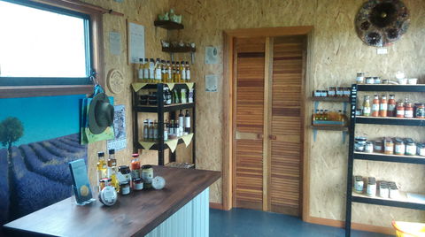 Petite Provence - Queensland Tourism 0