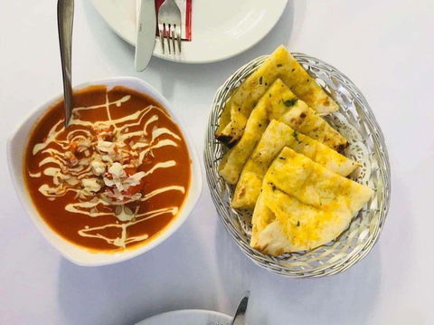 Curry Muncher - Queensland Tourism 0