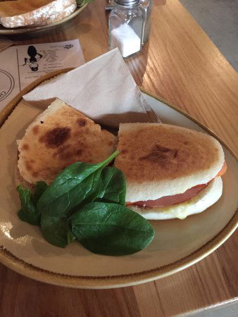 Alexander's Cafe - QLD Tourism 0