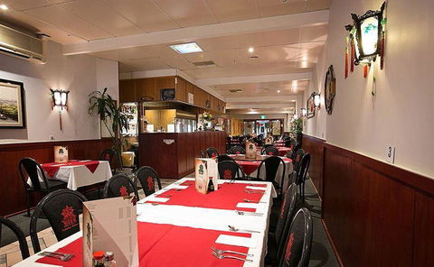 Gawler Palace Chinese Restaurant - Queensland Tourism 3