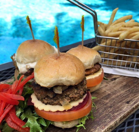 Jack And Shanan's - QLD Tourism 7