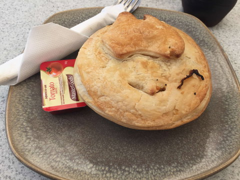 Baker's Delight - Deniliquin - QLD Tourism 0