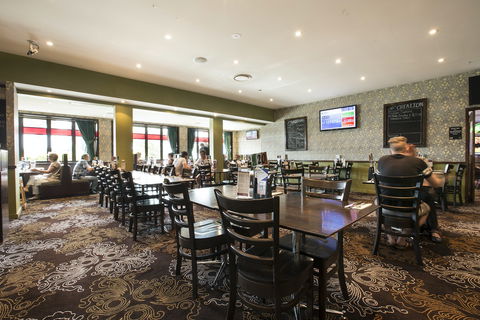 Irish Finnegans - Thuringowa Central - Queensland Tourism 0