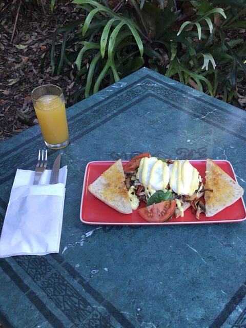 Platypus Lodge Restaurant And Cafe - Queensland Tourism 1