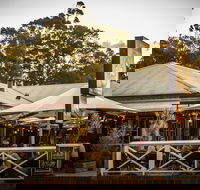 Settlers Tavern