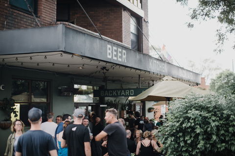The Erskineville Hotel - QLD Tourism 1