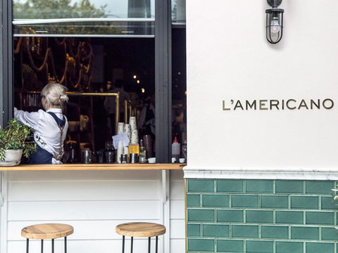 L'Americano Espresso Bar - QLD Tourism 0