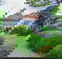 Pins on Lurline - Queensland Tourism