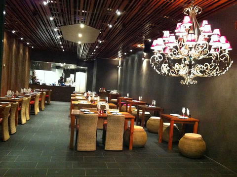Royal Thailicious - Queensland Tourism 0