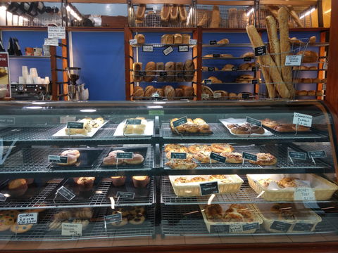 Amour Bakes - QLD Tourism 0