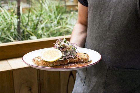 Colac East Hotel - Queensland Tourism 0