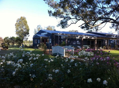 Emma's Of Lovedale - Queensland Tourism 0