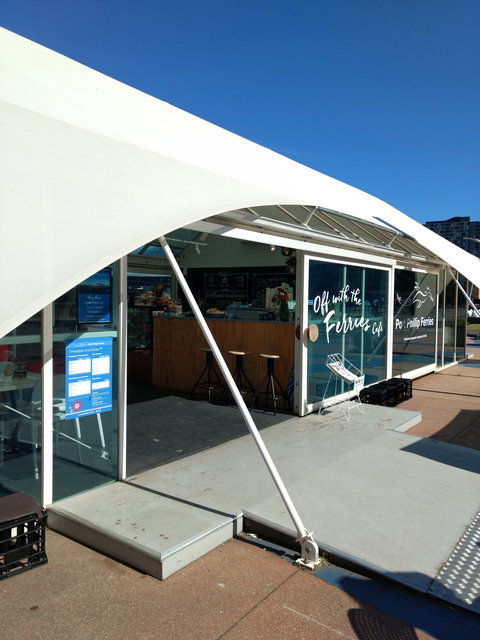 Off With The Ferries - Queensland Tourism 0