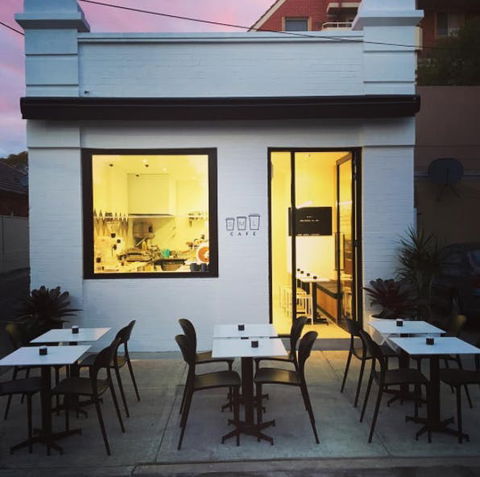 SML Cafe - QLD Tourism 0