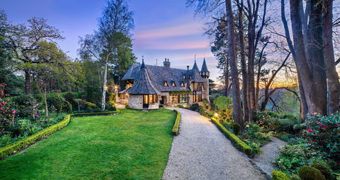 Thorngrove Manor Ultimate Private Afternoon Tea/Luncheon For Two - QLD Tourism 2