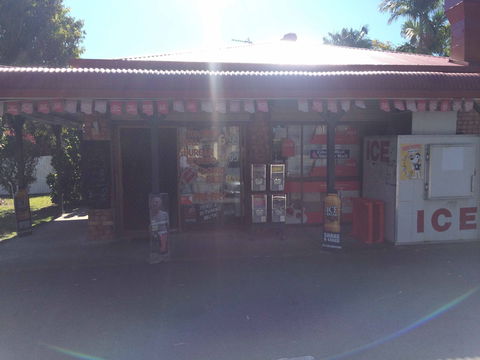 Al's Convenience & Indian Takeaway - QLD Tourism 0