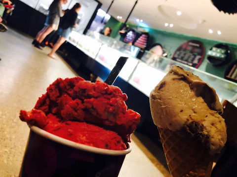 Augustus Gloop Gelatery - Pascoe Vale - Queensland Tourism 0