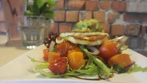 Konnigans Cafe & Restaurant - Queensland Tourism 0