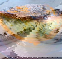 Ray's Hot Bread - Queensland Tourism