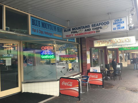 Blue Mountains Seafood - Queensland Tourism 0